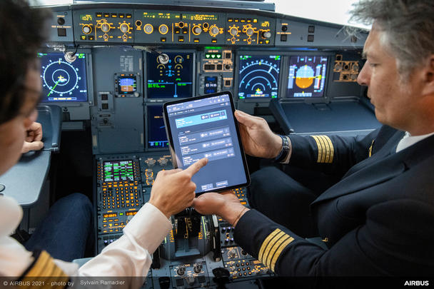 Mission + supporting pilots to digitally manage flight performance